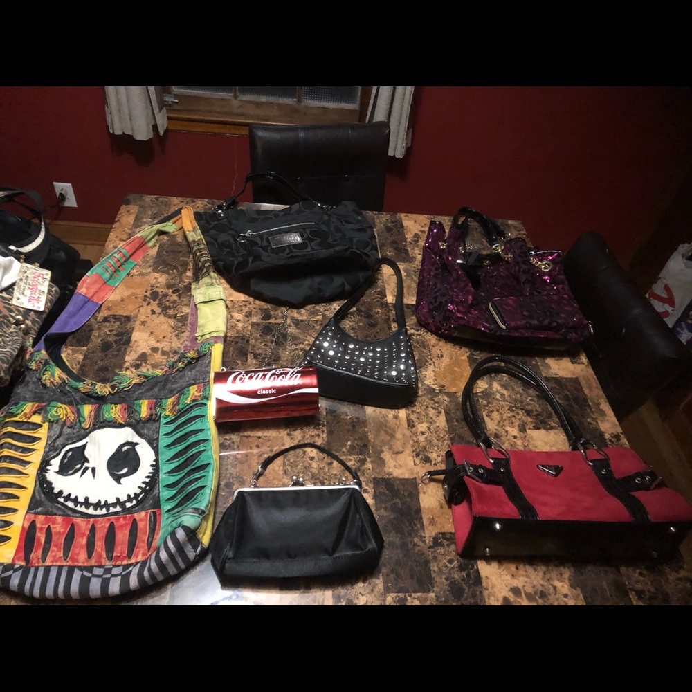 Purse lot